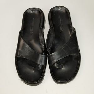Kenneth Cole Black leather wedge sandal Size 8